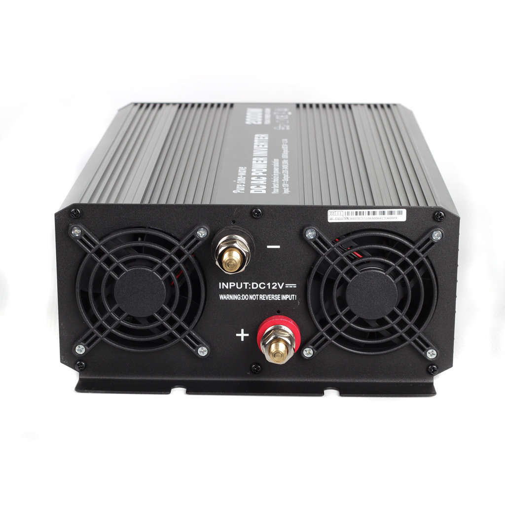 CAR2000-S Měnič napětí sinusový z 12V na 230V, USB, 2000W - CAR2000-S